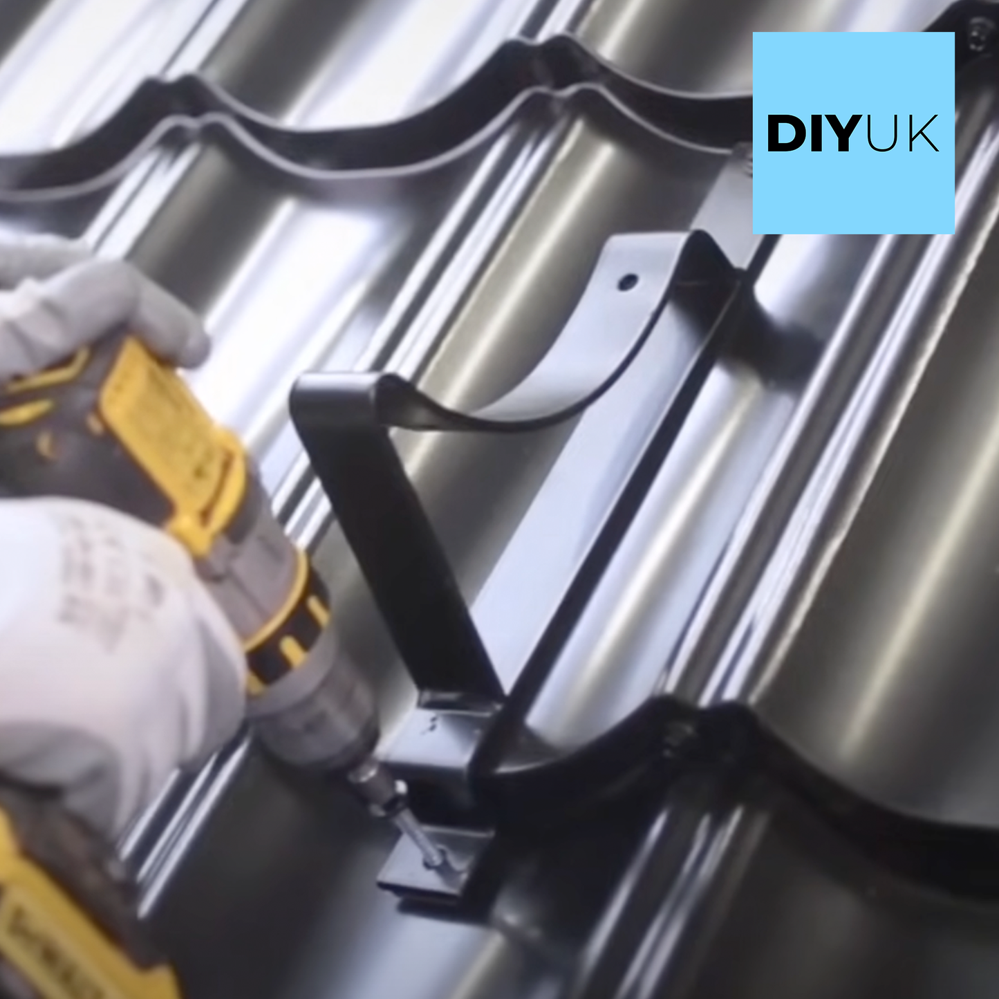 Self Drilling Tek Screws with EPDM Sealing Washer for Roofing Cladding